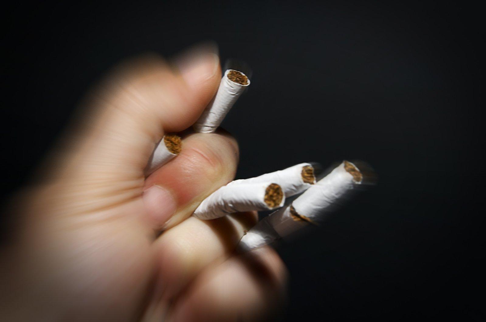 exposure to environmental tobacco smoke Exposure to environmental tobacco smoke